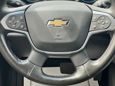 Used 2022 Chevrolet Traverse LT AWD/4WD image 22
