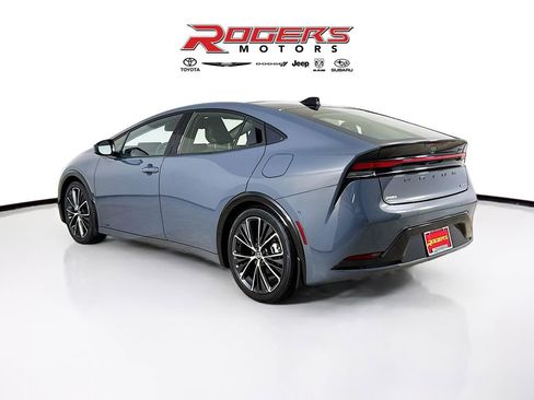 Used 2024 Toyota Prius Limited w/ Limited Premium Package image 5