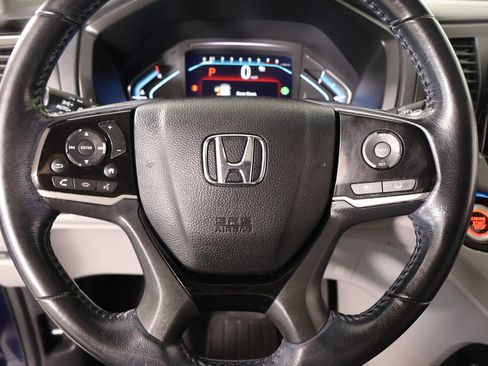 Used 2021 Honda Odyssey Touring image 3
