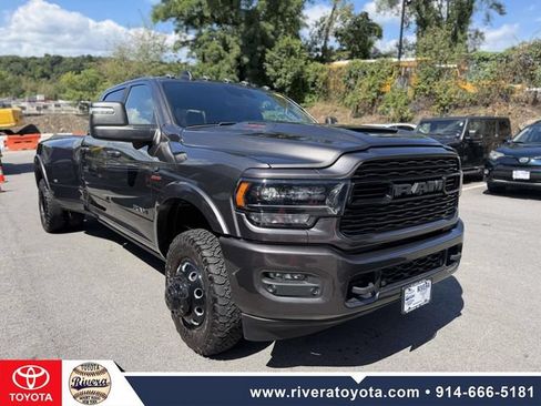 Used 2024 RAM 3500 Limited w/ Night Edition AWD/4WD image 2