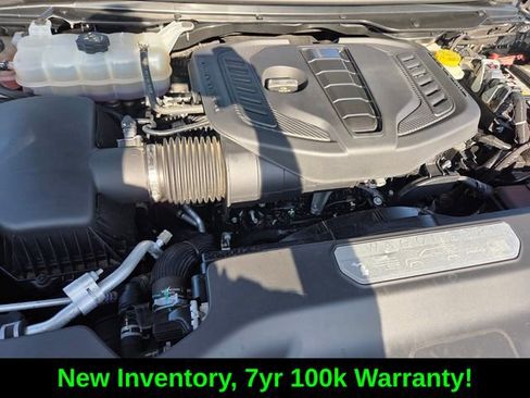 Used 2023 Jeep Wagoneer 4WD w/ Premium Group I image 19