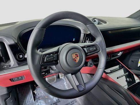New 2026 Porsche Cayenne S image 12