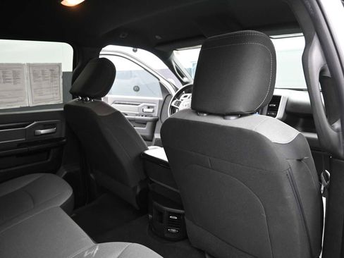 Used 2022 RAM 3500 Big Horn image 22