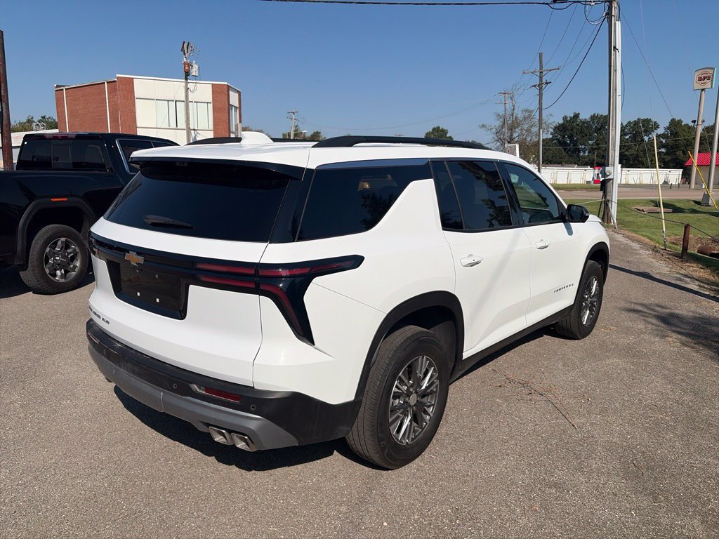 Used 2026 Chevrolet Traverse LT w/ Driver Confidence Package AWD/4WD image 6