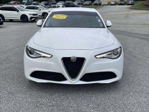 Used 2018 Alfa Romeo Giulia AWD image 2