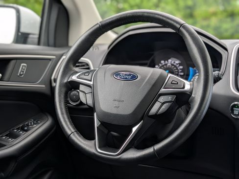 Used 2024 Ford Edge SEL image 14