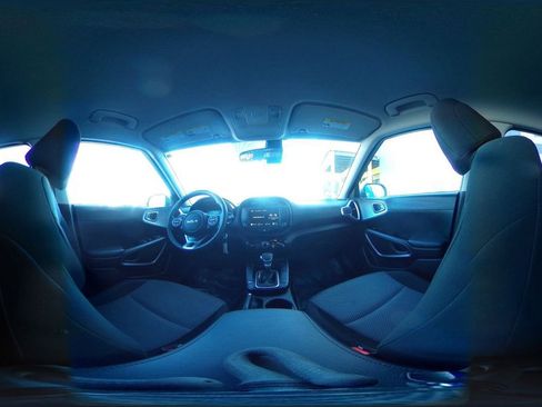 Used 2025 Kia Soul LX w/ LX Technology Package image 38