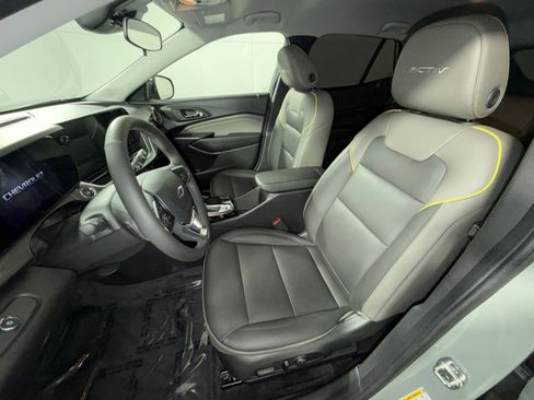 Used 2025 Chevrolet Trax ACTIV w/ Driver Confidence Package image 13