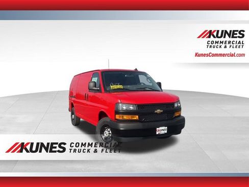 New 2025 Chevrolet Express 3500 Work Van w/ Driver Convenience Package image 1