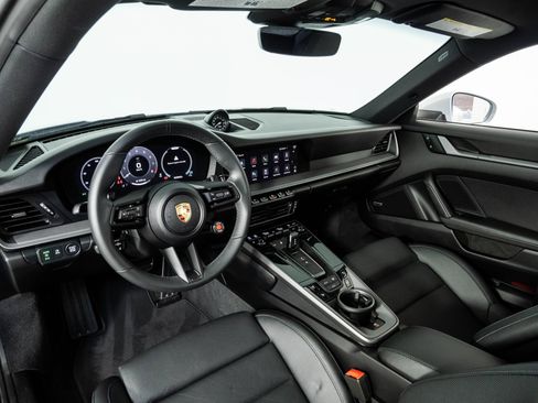 Certified 2025 Porsche 911 Carrera w/ Premium Package RWD image 4