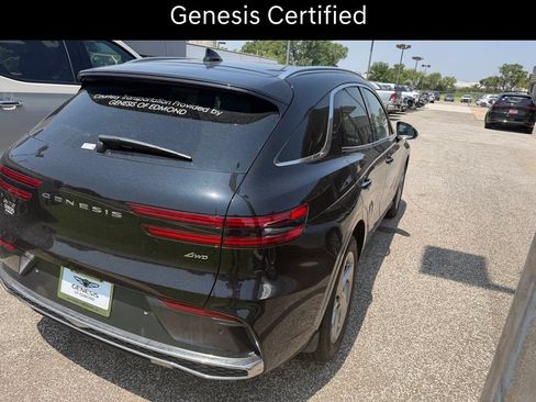 Used 2026 Genesis GV70 2.5T Advanced AWD/4WD image 2
