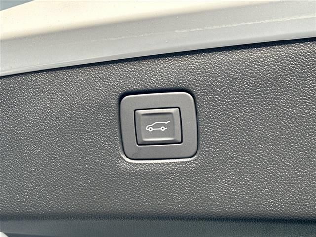 New 2026 Buick Envista Sport Touring w/ Convenience I Package FWD image 12