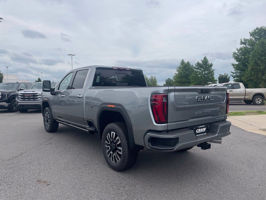 Used 2026 GMC Sierra 2500 Denali Ultimate AWD/4WD image 5