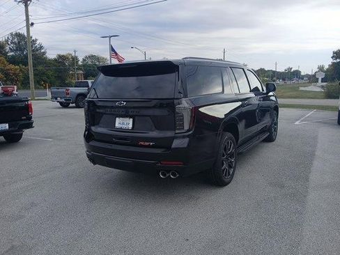 New 2026 Chevrolet Suburban RST w/ Advanced Technology Package AWD/4WD image 5
