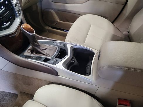 Used 2016 Cadillac SRX Luxury w/ Driver Awareness Package AWD/4WD image 26