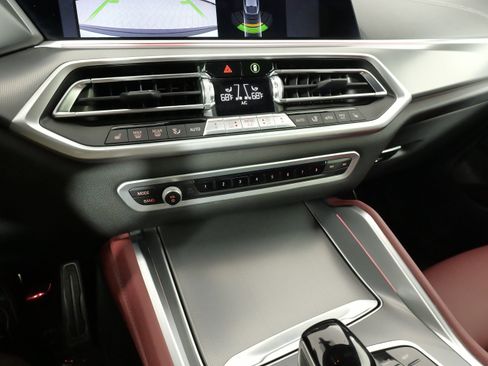 Used 2022 BMW X6 xDrive40i w/ M Sport Package AWD/4WD image 52