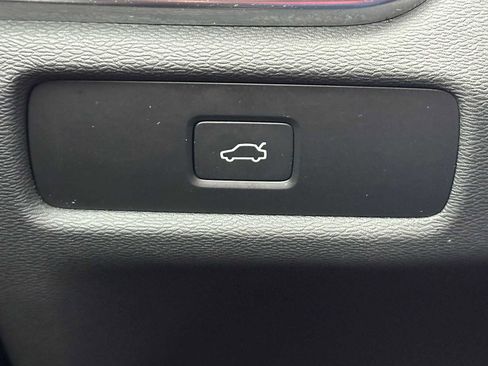 Certified 2025 Volvo S60 B5 Plus image 32