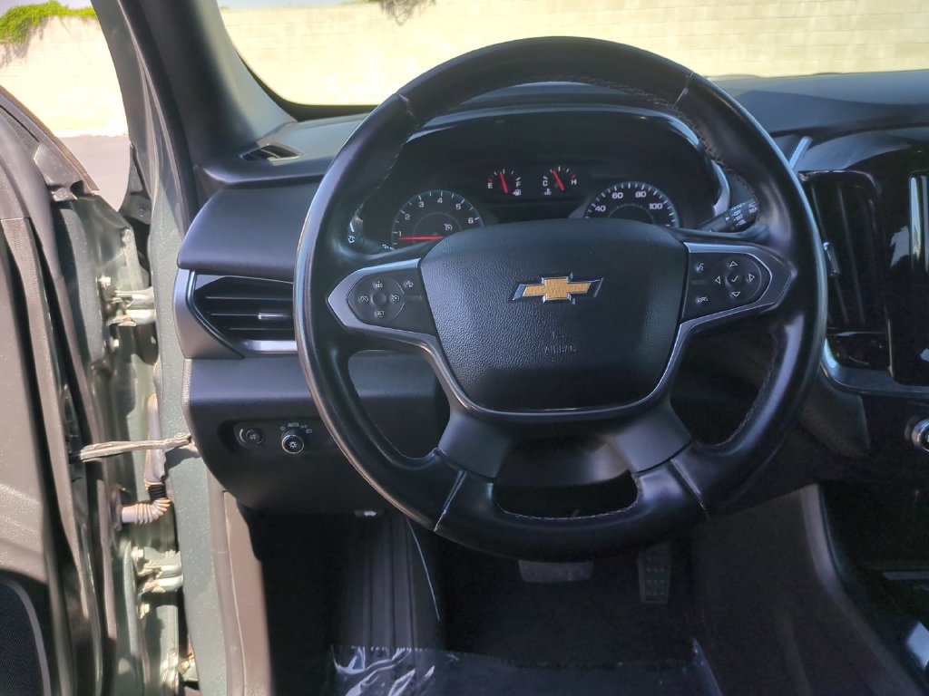Used 2023 Chevrolet Traverse LT FWD image 20