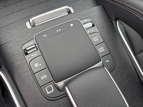 Certified 2026 Mercedes-Benz GLS 450 4MATIC image 18