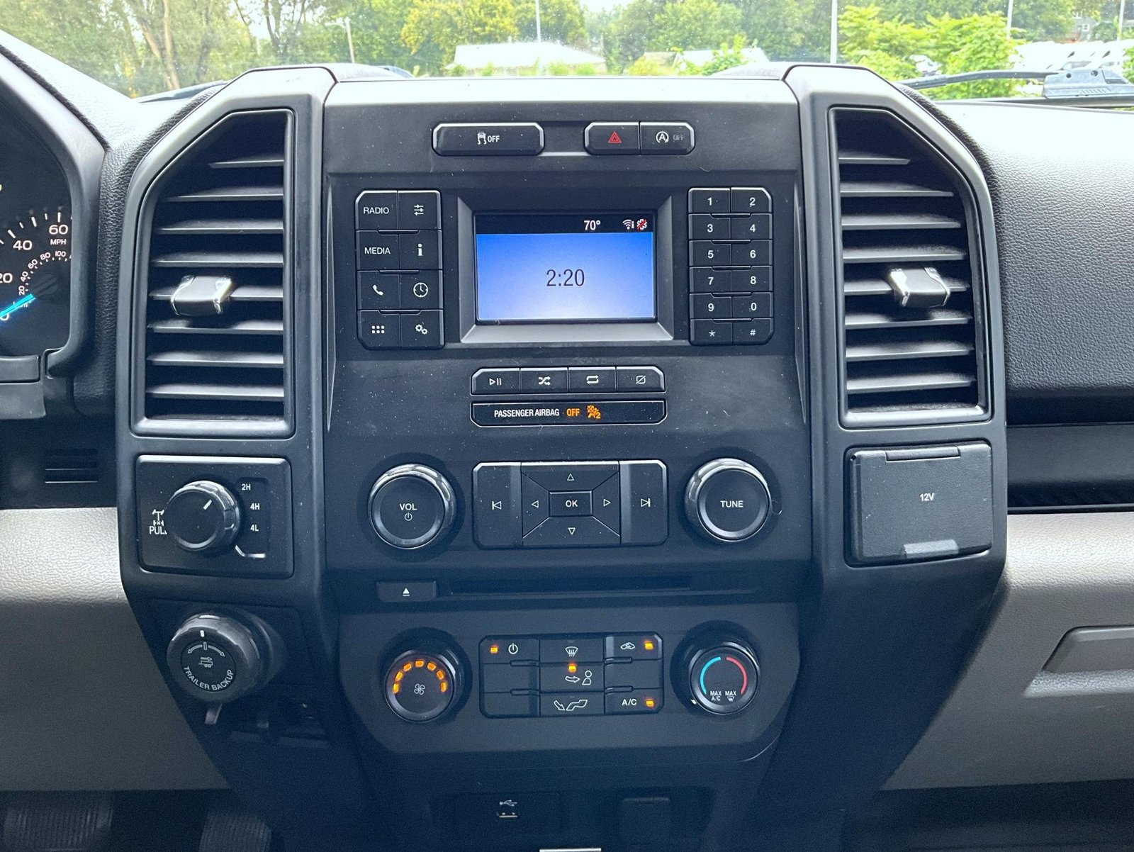 Used 2018 Ford F150 XL w/ Equipment Group 101A Mid AWD/4WD image 15