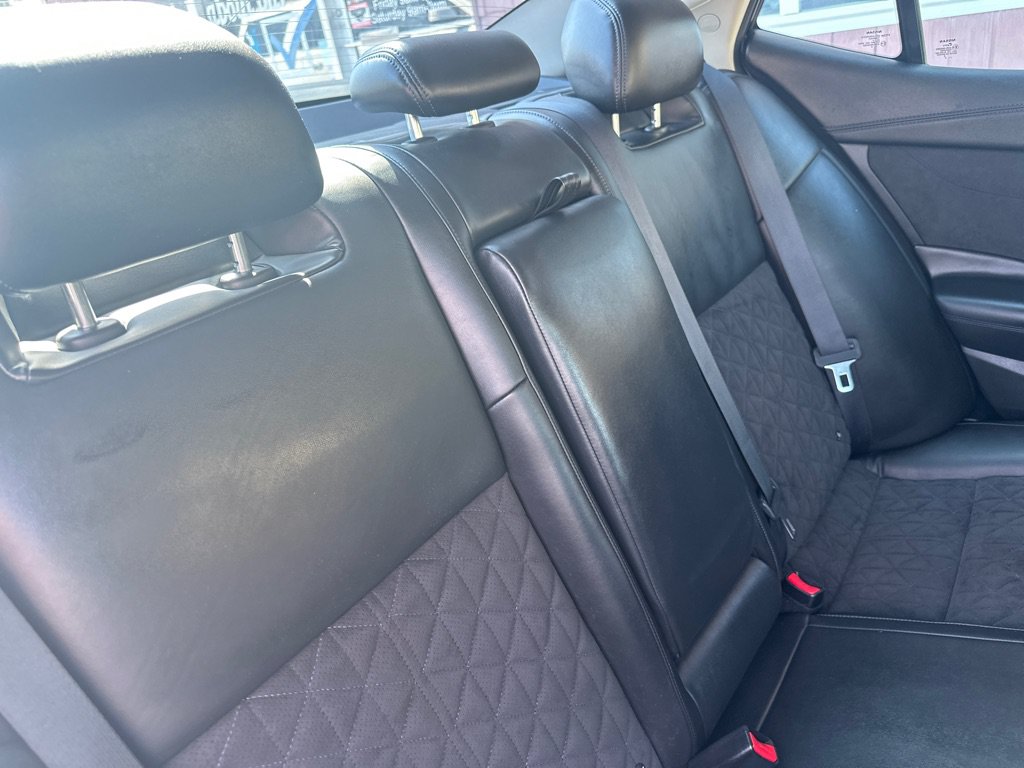 Used 2016 Nissan Maxima SR FWD image 13