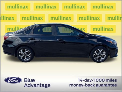 Used 2021 Kia Forte LXS FWD image 2