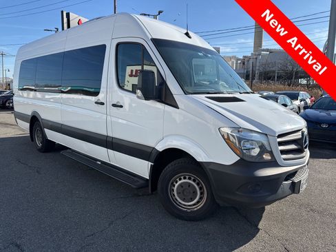 Used 2017 Mercedes-Benz Sprinter 3500 image 1