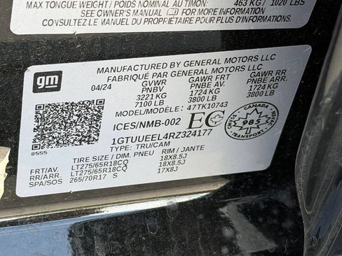 Used 2024 GMC Sierra 1500 AT4 w/ AT4 Premium Package AWD/4WD image 40
