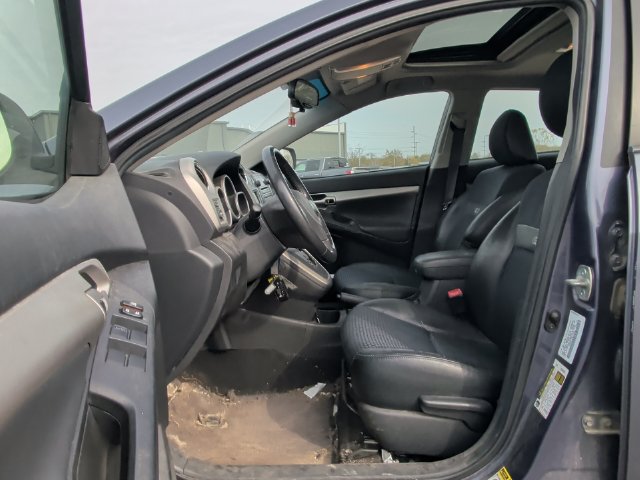 Used 2009 Pontiac Vibe GT FWD image 13