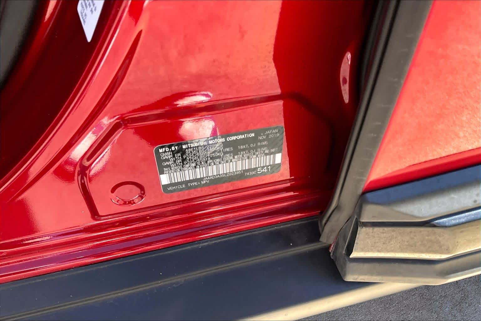 Used 2020 Mitsubishi Outlander LE FWD image 34
