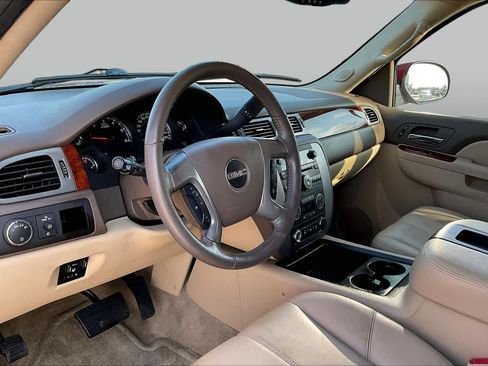 Used 2014 GMC Yukon SLT RWD image 17