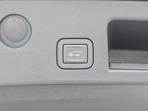 Used 2026 GMC Terrain Denali AWD/4WD image 16