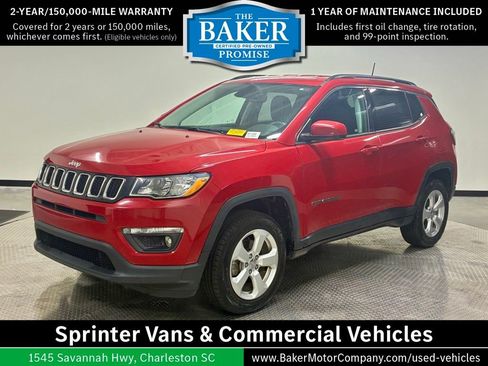 Used 2019 Jeep Compass Latitude w/ Cold Weather Group AWD/4WD image 1
