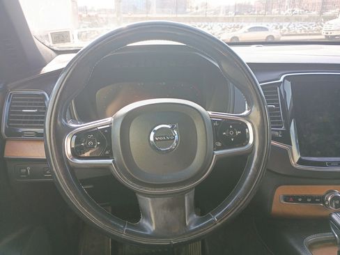 Used 2016 Volvo XC90 T6 Inscription w/ Vision Package image 17