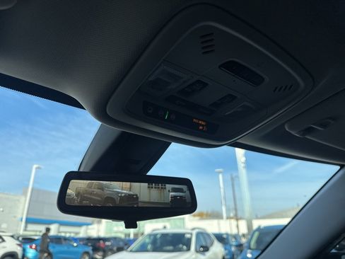 Used 2021 Chevrolet Traverse Premier w/ Redline Edition image 24