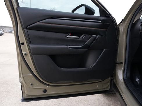 Used 2024 MAZDA CX-50 AWD 2.5 Turbo w/ Premium Pkg image 18