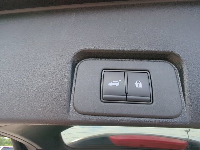 Used 2026 Nissan Rogue SV FWD image 34