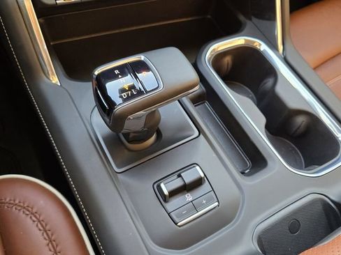 Certified 2024 GMC Sierra 1500 Denali Ultimate image 24