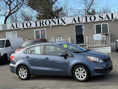 Used 2016 Kia Rio LX w/ Power Package image 2