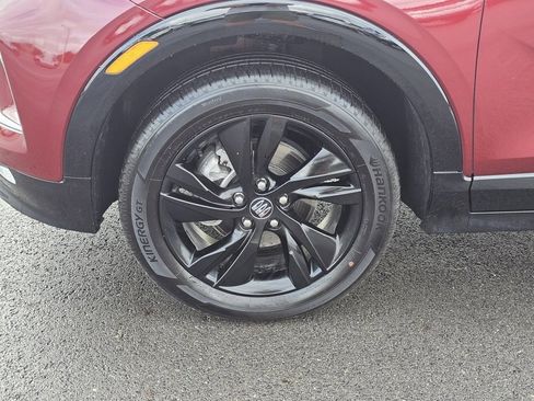 Used 2024 Buick Encore GX Sport Touring image 9