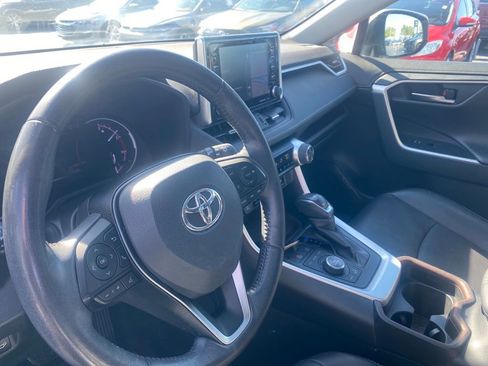 Used 2019 Toyota RAV4 Limited w/ Cold Weather Package AWD/4WD image 15