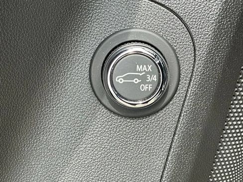 Used 2020 GMC Acadia Denali w/ Trailering Package AWD/4WD image 8