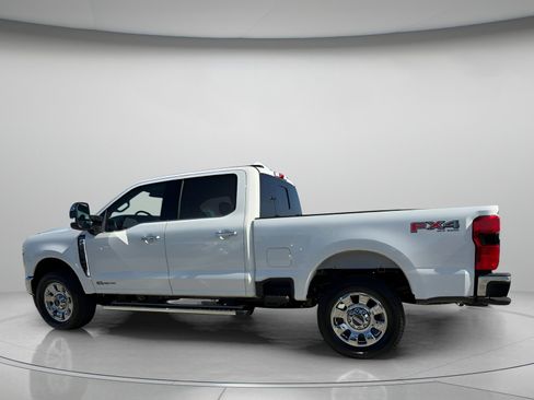 New 2026 Ford F250 Lariat AWD/4WD image 19
