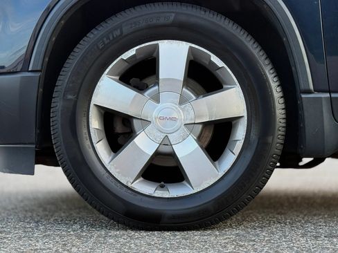 Used 2011 GMC Acadia SLT AWD/4WD image 31