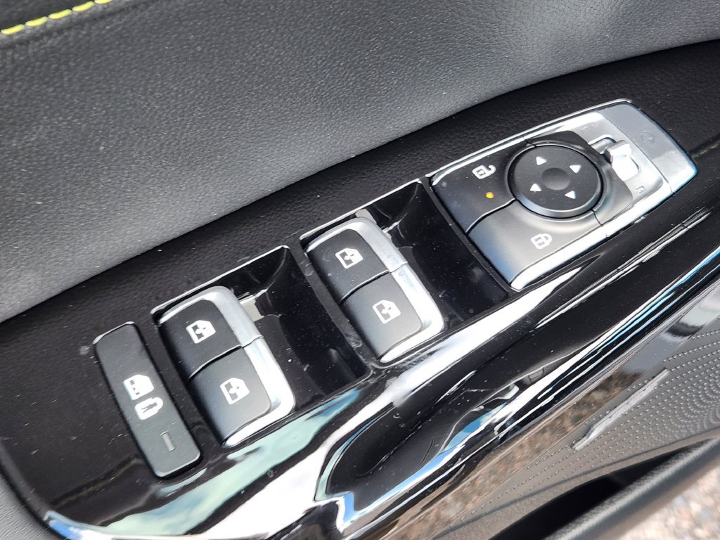 New 2027 Kia K5 GT FWD image 9