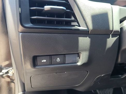 New 2026 Nissan Sentra SV w/ SV Convenience Package FWD image 13