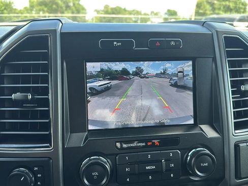 Used 2020 Ford F150 XLT w/ Equipment Group 302A Luxury AWD/4WD image 37