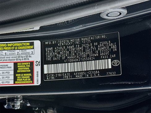 New 2026 Toyota Camry SE image 32