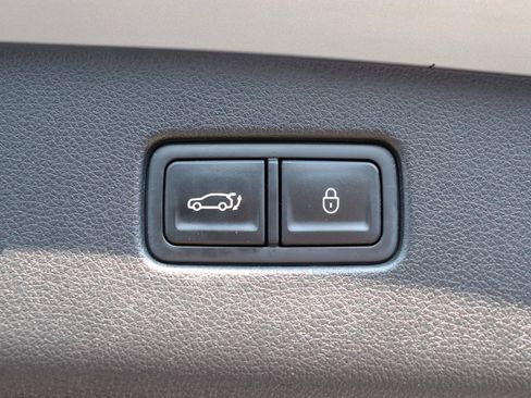 Used 2025 Genesis GV70 2.5T AWD/4WD image 58