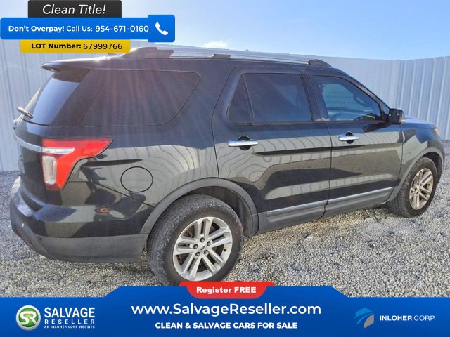 Used 2014 Ford Explorer XLT w/ Equipment Group 202A FWD image 4